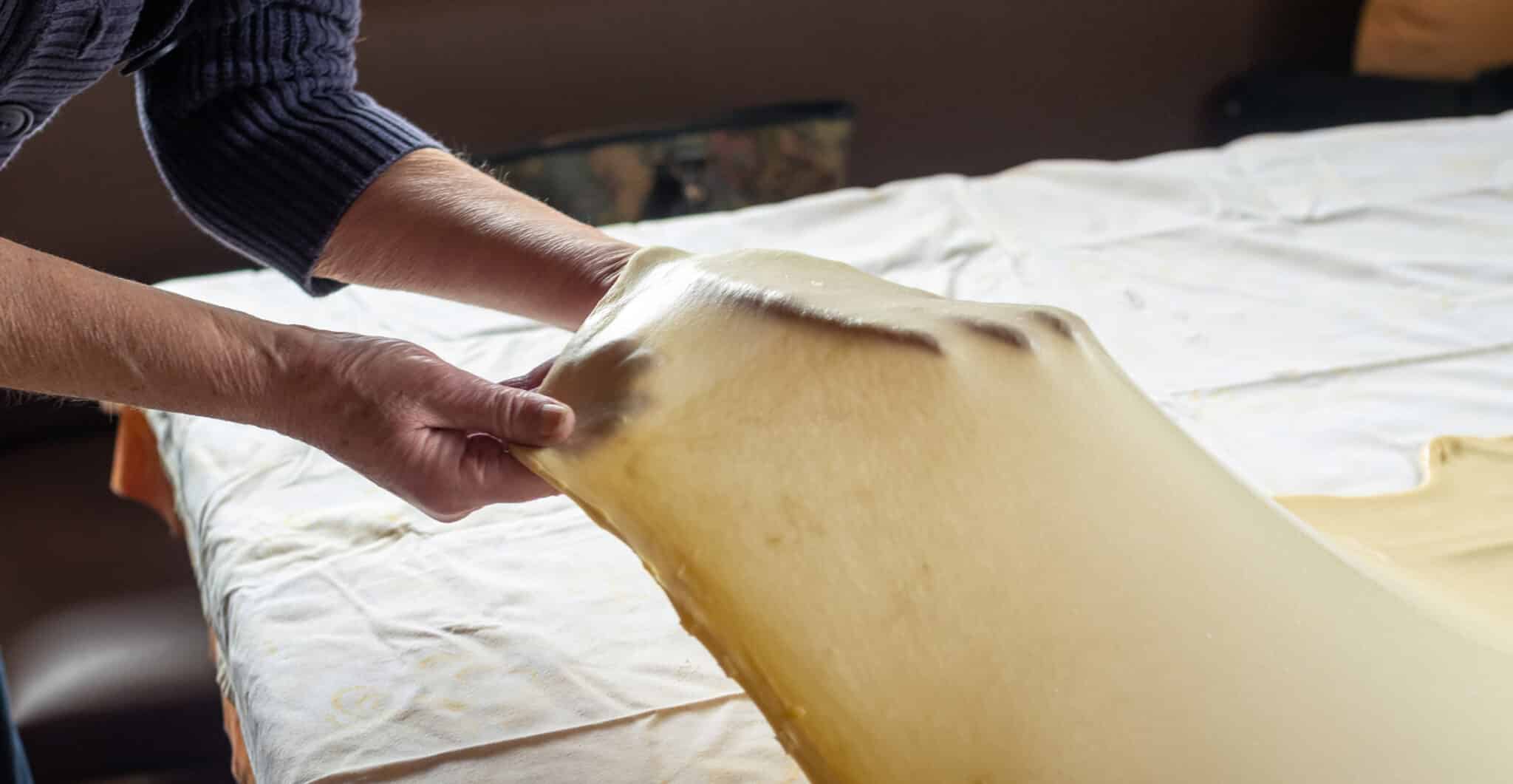 Stretching Dough With Deactivated Yeast Rs 190